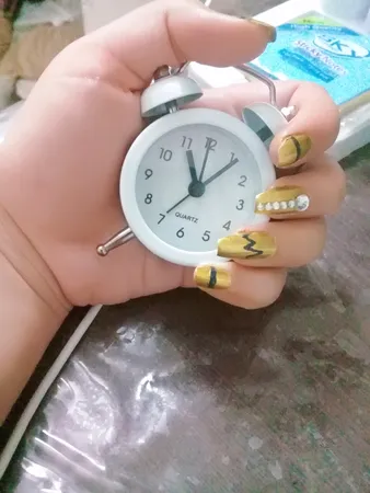 ساعت رومیزی مدل Simple 002