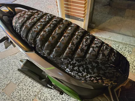 روکش زین موتور سیکلت وارون مدل C-14-BLK-ARTSH مناسب برای هوندا کلیک/واریو