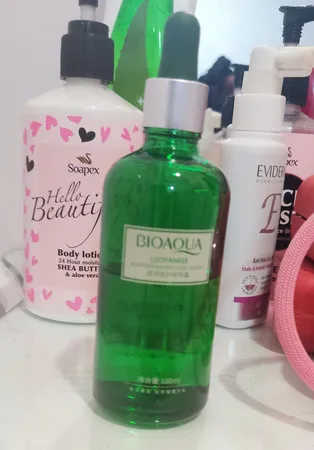 سرم پوست بایو آکوا مدل LUOFAMISS حجم 100 میلی لیتر