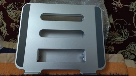 پایه نگهدارنده لپ تاپ مدل Adjustable-F