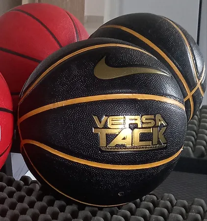 توپ بسکتبال مدل VERSA TACK 07