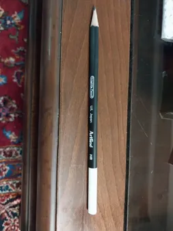 مداد مشکی آرت لاین مدل EP-HB/IL بسته 12 عددی