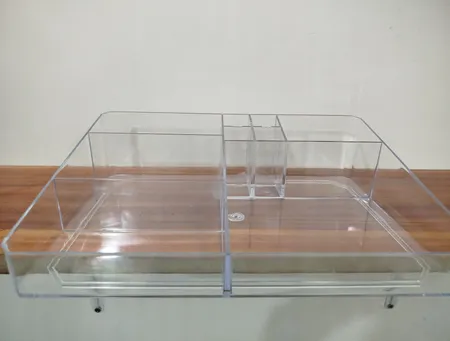 استند لوازم آرایشی مدل 8765