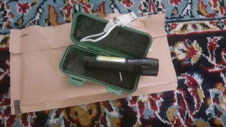 چراغ قوه مدل 002