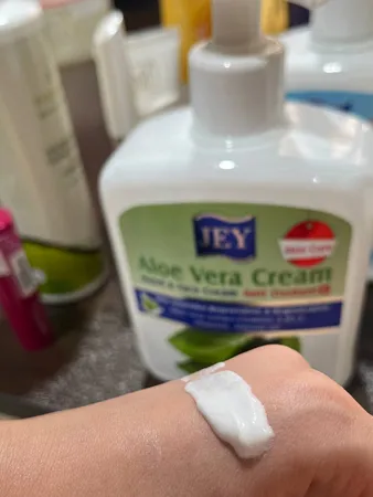 کرم مغذی و جوانساز دست و صورت جی مدل Anti Oxidant مناسب انواع پوست حجم 450 میلی‌لیتر