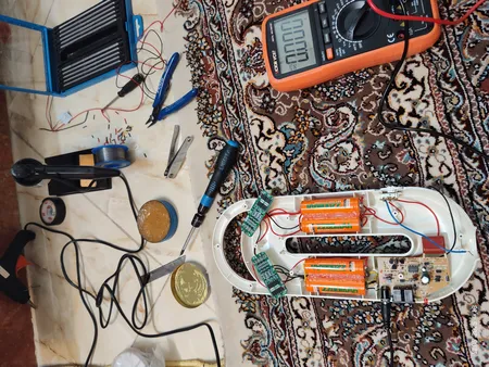 باتری لیتیوم یون قابل شارژ اسمال سان کد 18650 ظرفیت 2200 میلی آمپرساعت بسته 4 عددی