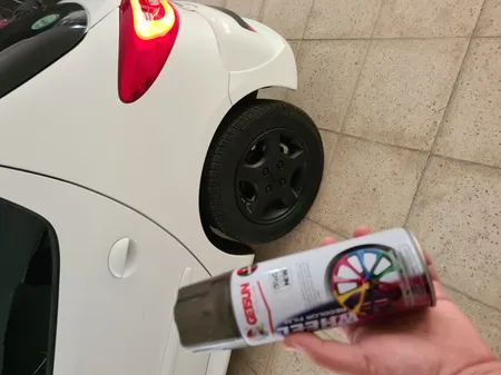 اسپری رنگ رینگ خودرو گتسان مدل G-9026 حجم 450 میلی لیتر