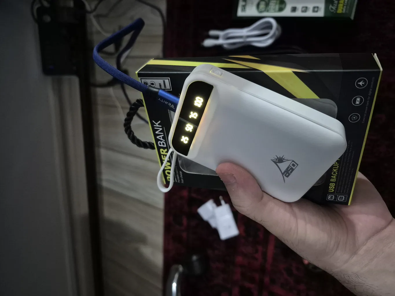 پاوربانک ای اس دی مدل HDME ظرفیت 7200 میلی آمپر ساعت