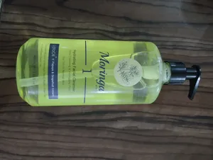 تجریه خرید ژل شست‌وشوی و آبرسان صورت مورینگا اِمو مدل 1 پوست‌های چرب، مختلط و معمولی 400 میلی‌لیتر