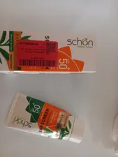 تجریه خرید کرم ضد آفتاب رنگی شون SPF 50 مدل دابل شیلد مناسب پوست های نرمال و خشک حجم 50 میلی لیتر