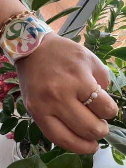 انگشتر طلا 18 عیار زنانه ناریا مدل مروارید پرورشی مون سایز 56