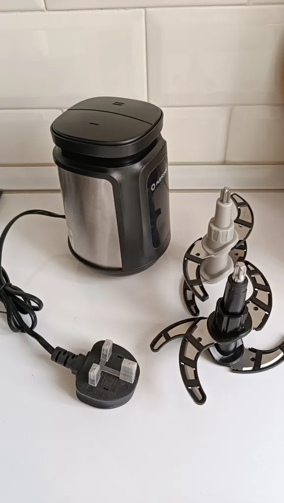 خردکن نوتریکوک مدل CCH2000