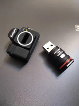 فلش مموری طرح دوربین عکاسی کانن مدل Ultita -CC01 ظرفیت 16 گیگابایت