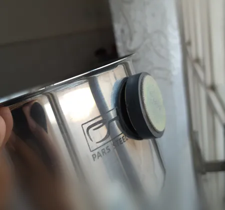 سرویس پخت و پز 8 پارچه پارس استیل مدل سه لایه کد 08