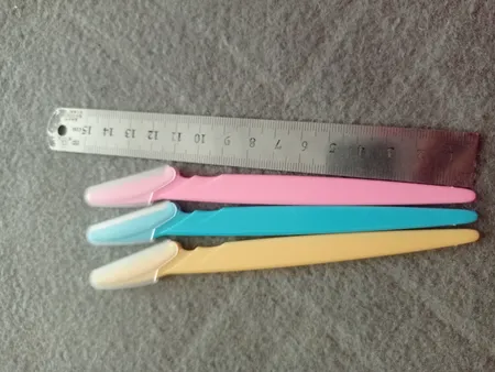 تیغ اصلاح ابرو تینکل کد 006 بسته 3 عددی