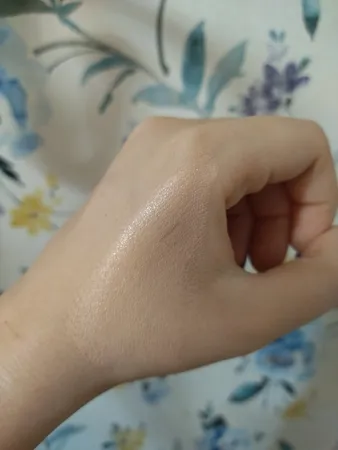 کرم پودر BB گلدن رز شماره 01 حجم 30 میلی لیتر