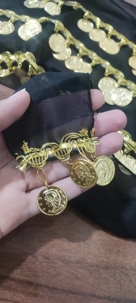 شال دست دوز زنانه مدل سکه دار