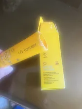 تجریه خرید کرم ضدآفتاب و ضدلک بی‌رنگ لافارر مدل SPF30، مناسب پوست‌های خشک و معمولی، حجم 40 میلی‌لیتر
