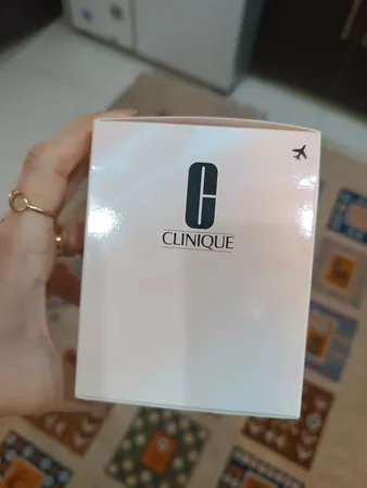 مجموعه مراقبت از پوست کلینیک مدل Travel Exclusive مجموعه 3 عددی