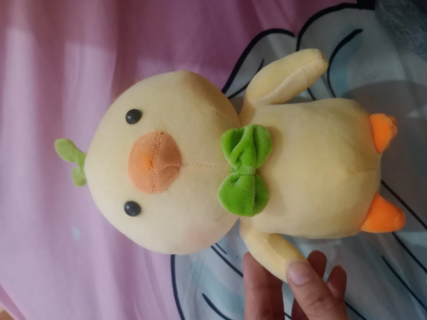 عروسک طرح جوجه طلایی ارتفاع 25 سانتی متر