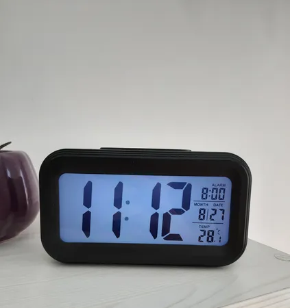 ساعت رومیزی مدل SR04