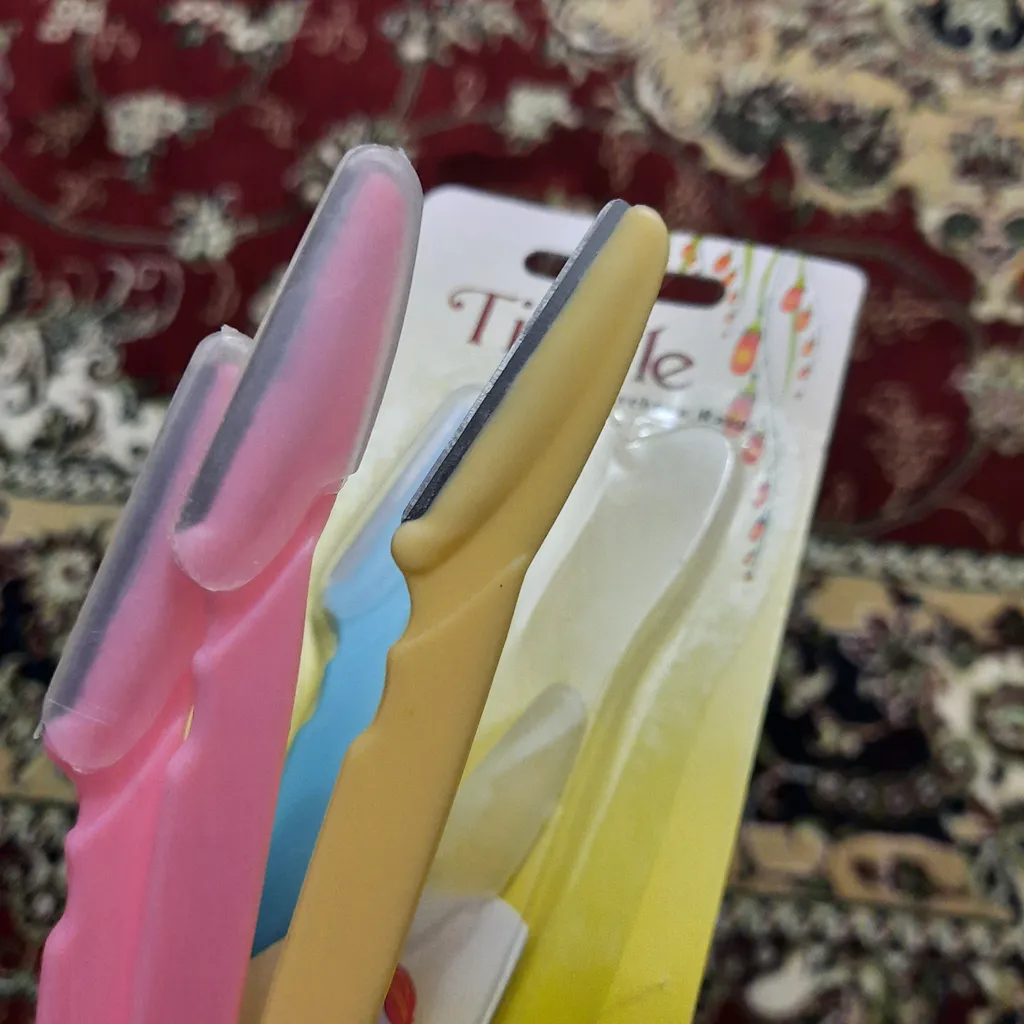 تیغ اصلاح ابرو تینکل مدل Shaper بسته 3 عددی