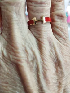 تجریه خرید انگشتر طلا 18 عیار زنانه بان گالری مدل هرمس پهن