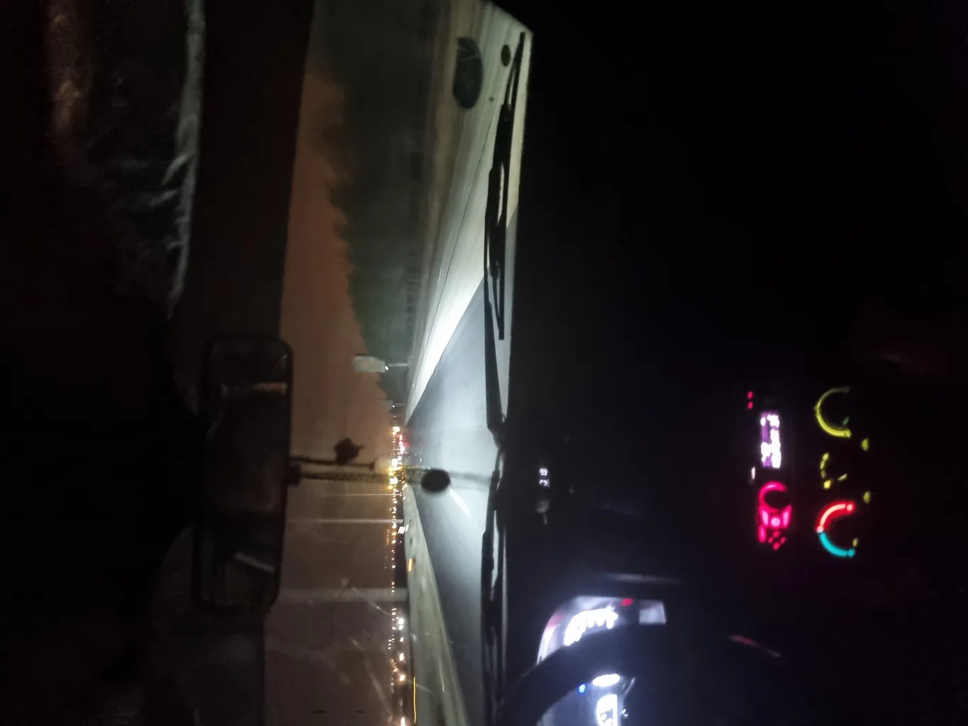 لامپ هدلایت خودرو تک پرو مدل Q180 plus پایه H4 بسته 2 عددی