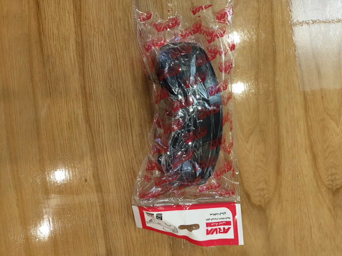 عینک ایمنی آروا مدل 8142