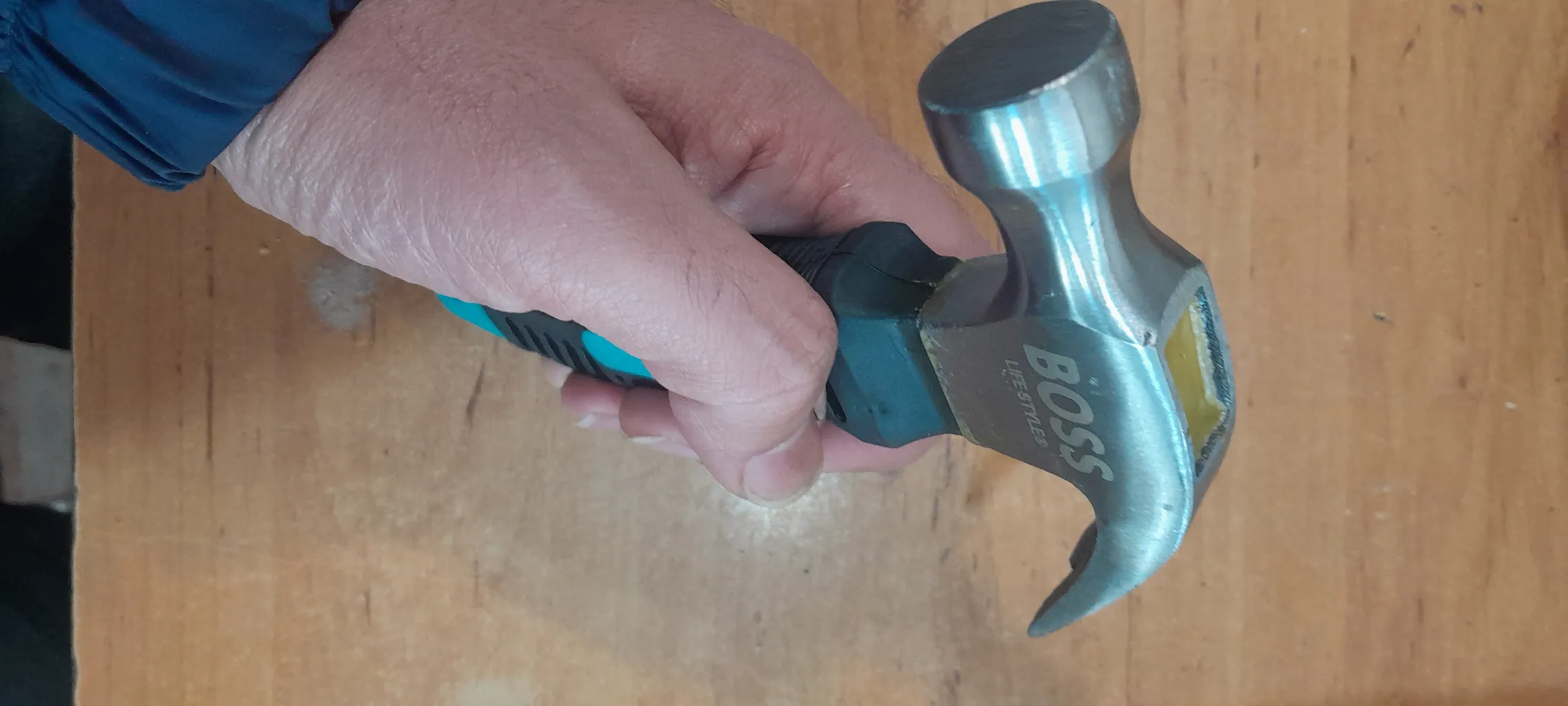 چکش میخ کش مچی باس مدل LIFE_STYLE وزن 330 گرم