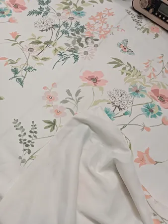 رومیزی مدل گلدار کد f2ro1078