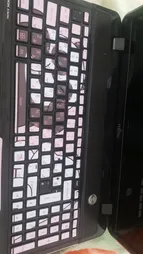 استیکر لپ تاپ مدل پاندا کوچولوی خنگ کد01 مناسب برای لپ تاپ 17 اینچ به همراه برچسب حروف فارسی کیبورد