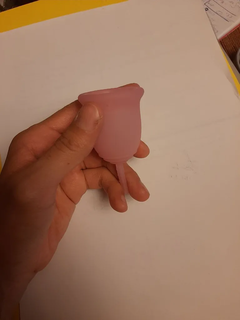 کاپ قاعدگی حورا مدل رز سایز یک