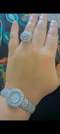 ساعت مچی عقربه ای نقره زنانه مدل باگت rzzdeh-051