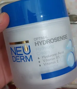 تجریه خرید کرم مرطوب‌کننده نئودرم مدل Hydrosense حجم 150 میلی‌لیتر