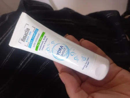 کرم آبرسان رزاکلین مدل O حجم 50 میلی لیتر