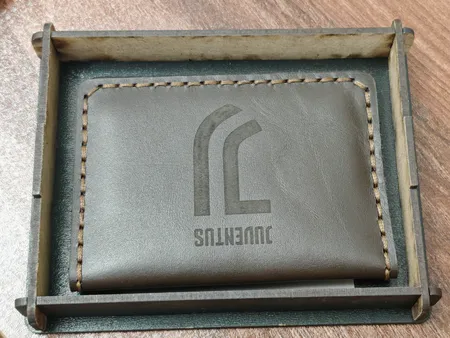 جاکارتی چرمینه اسپرت طرح یوونتوس کد 4004