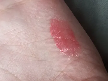 رژ لب جامد گه گه بیر کد 06