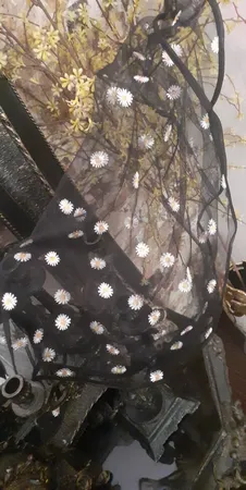 روسری زنانه مدل مینی اسکارف بابونه