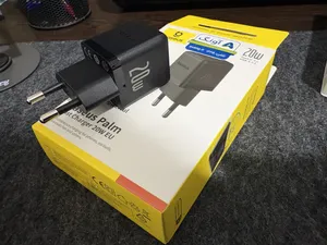 تجریه خرید شارژر دیواری 20 وات  مدل Palm Fast 20W