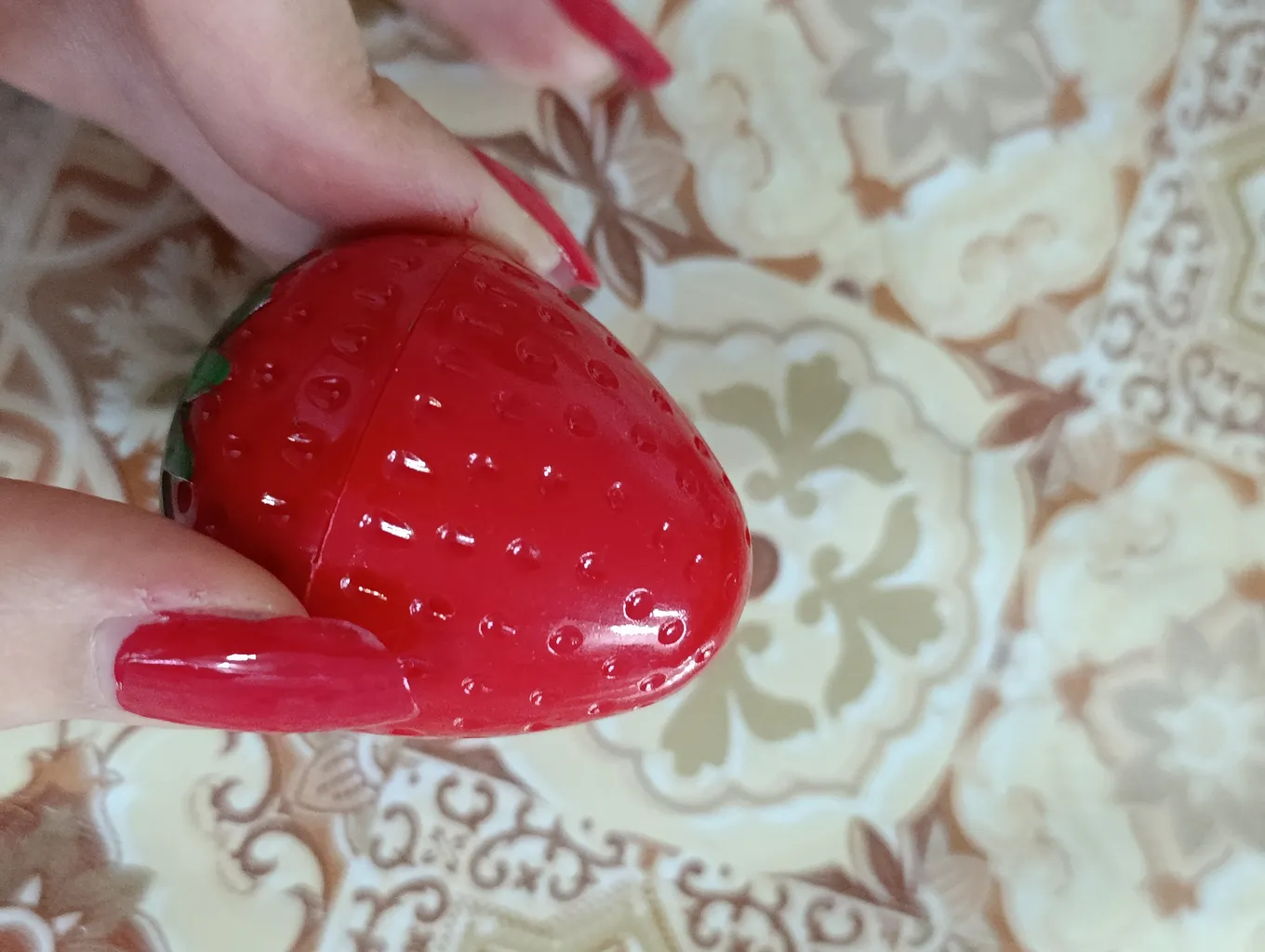 بالم لب مدل طرح توت فرنگی کد 5709