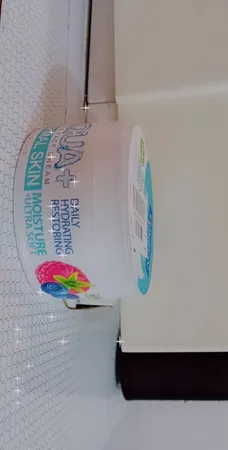 کرم مرطوب‌کننده کامان مدل normal حجم 250 میلی‌لیتر