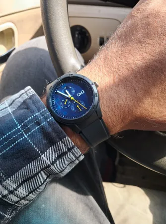 ساعت مچی عقربه ای کیو اند کیو مدل vs54j003y