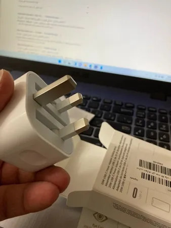 شارژر دیواری 20 وات اپل مدل B/A