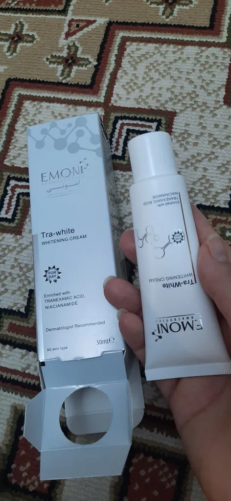 کرم ضد لک روز امونی مدل Tra White حجم 50 میلی لیتر