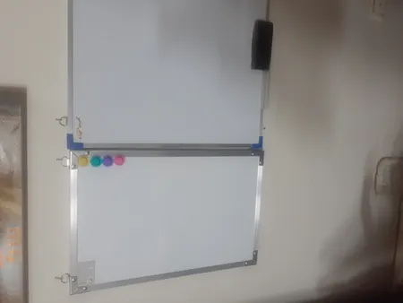 تخته وایت برد آفرین مدل AF1 سایز 80×60 سانتی متر