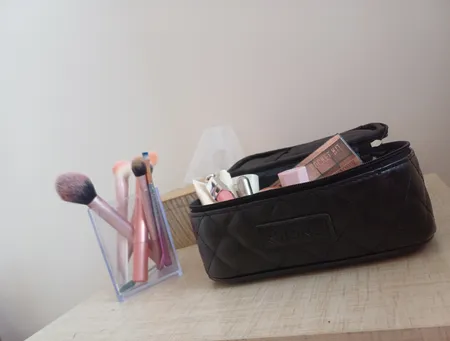 کیف لوازم آرایش زنانه مدل 4060-BN