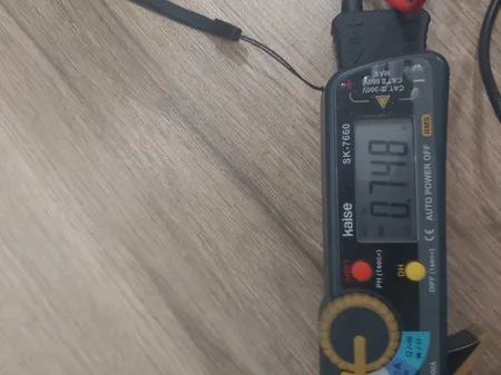 قارچ کش و باکتری کش گیاهان آپارتمانی بردوفیکس مدل bord حجم 100 میلی لیتر