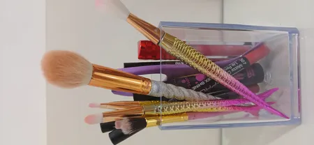 استند لوازم آرایشی مدل M