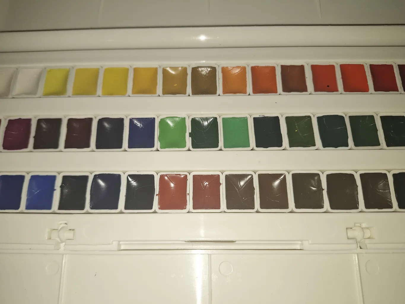 آبرنگ 48 رنگ افرا مدل Half Pans